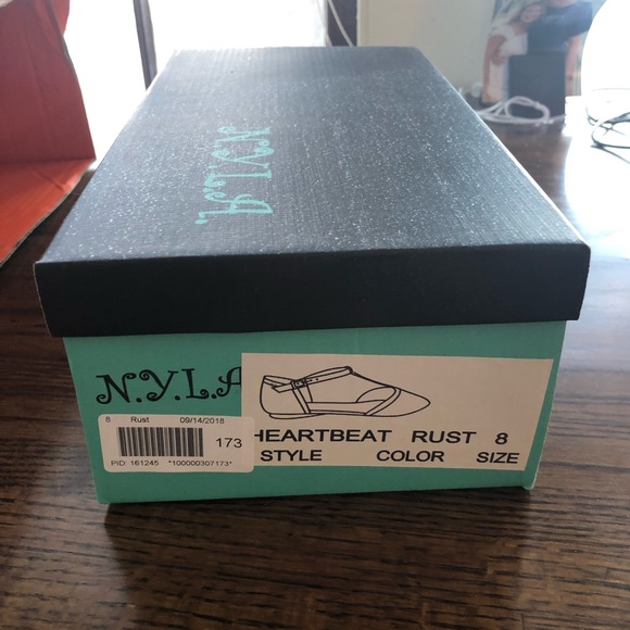 *new* Rust NYLA flats from Modcloth - Picture 5 of 7